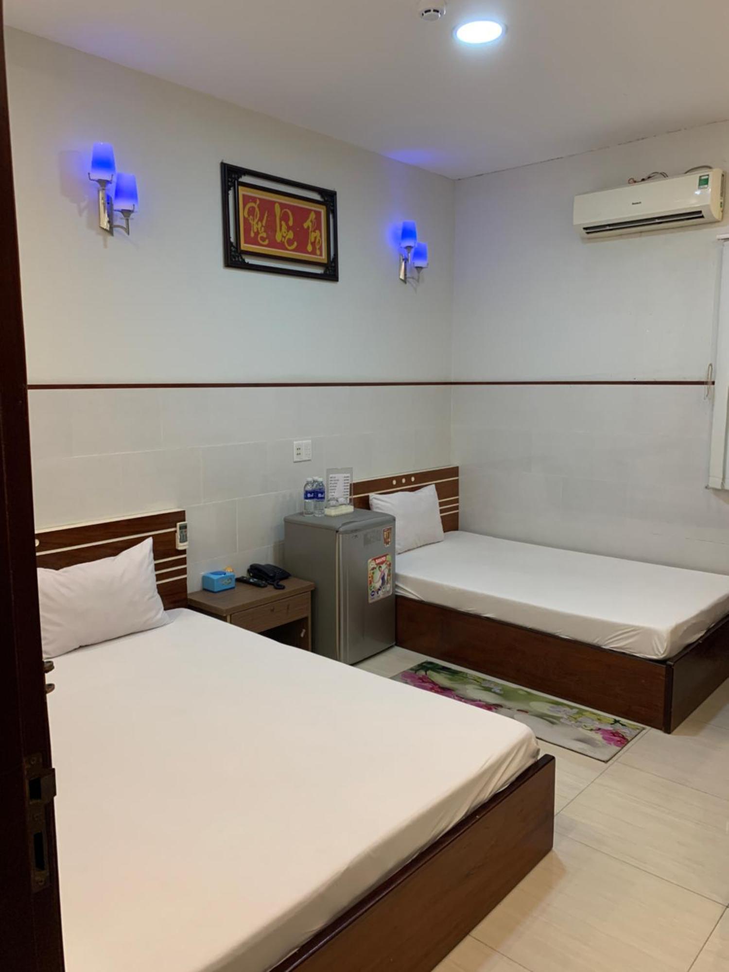 Hotel Khach San Kim Hung 2 Bac Lieu Exterior foto