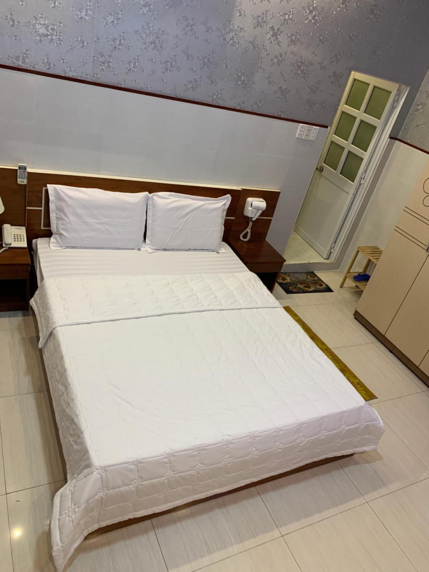 Hotel Khach San Kim Hung 2 Bac Lieu Exterior foto